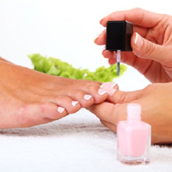 LUX SPA AND NAILS - Pedicure
